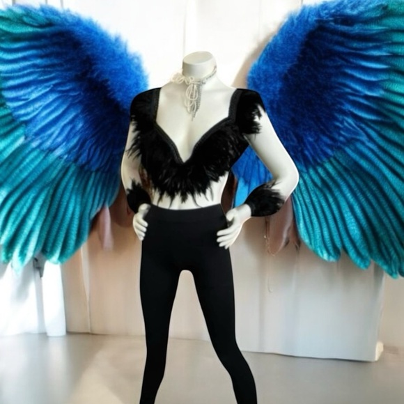 $8 - Live Show 🧁$15 MIN Purchase to ship / Bundle across shows / Layaways 🛼🛼🛼 - Picture 7 of 9